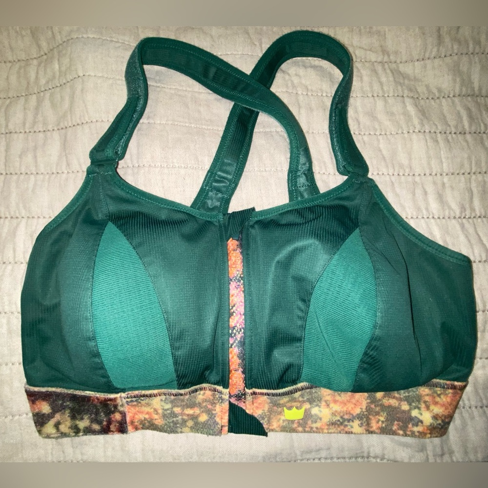 SheFIT Sports Bra